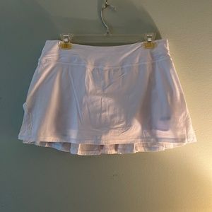 Lululemon white size 8 reg tennis skirt